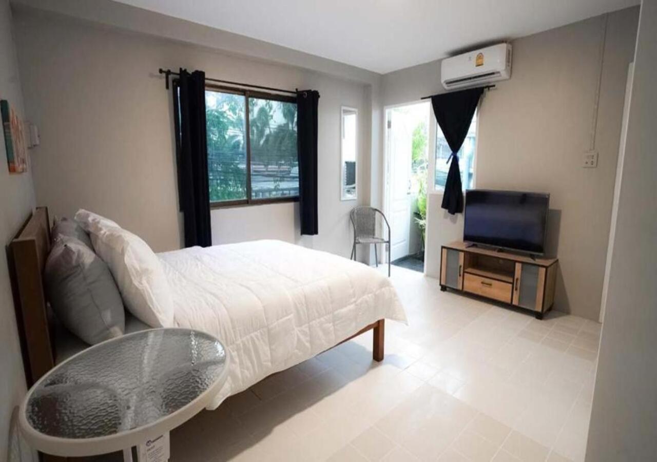 Roomquest Bangkok Ratchada Экстерьер фото