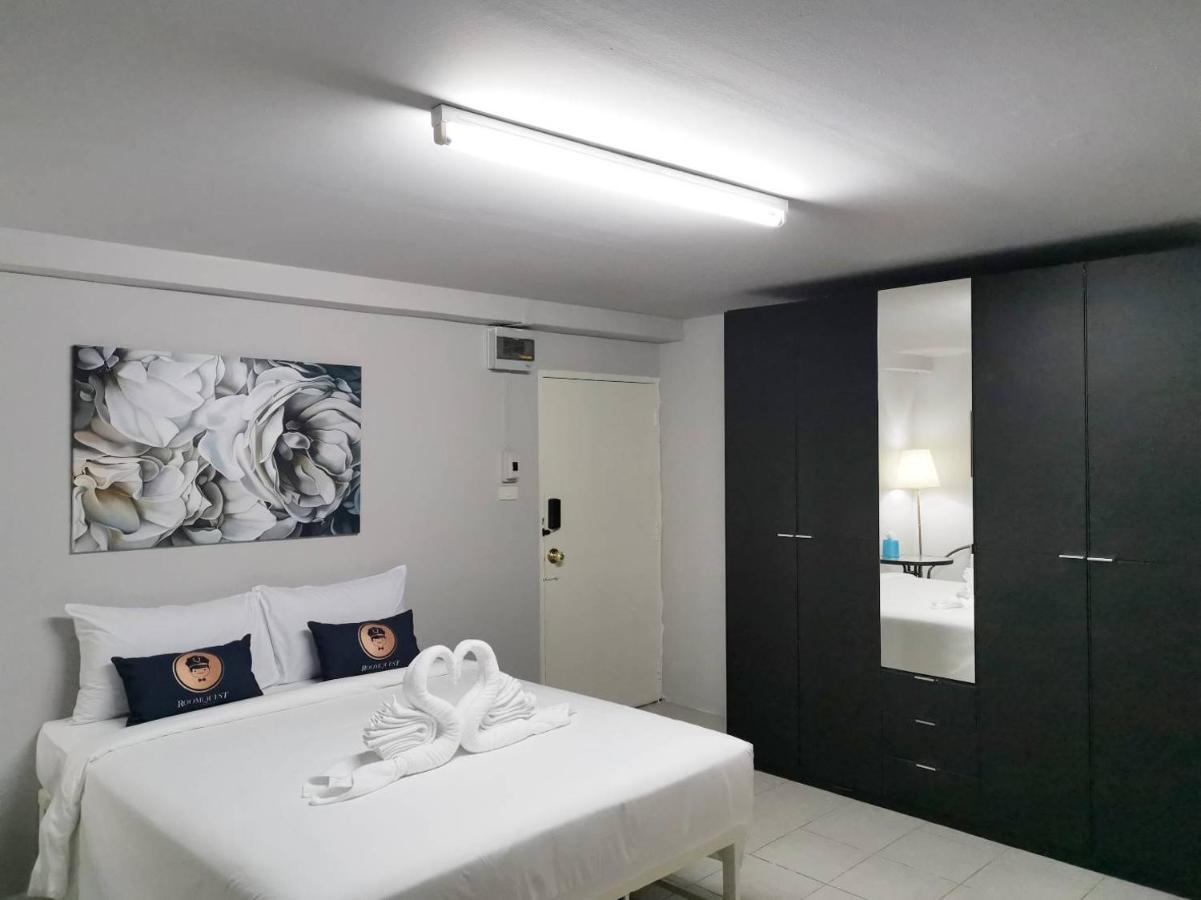 Roomquest Bangkok Ratchada Экстерьер фото